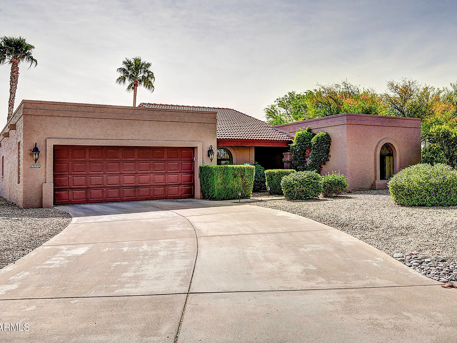 2 bed, 2.0 bath, 2204 sqft, $6,500 — Photo 4