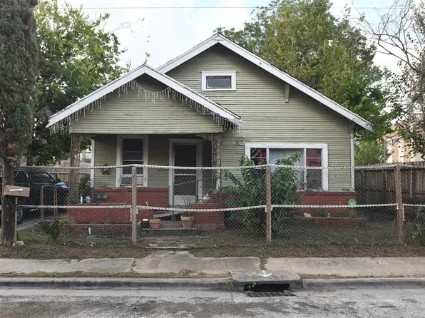 3908 Bering St, Houston, TX 77003