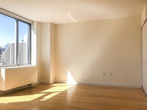 5th image of 310 E 2nd St #9GG