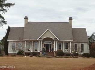 916 Sheffield Dr, Greenville, NC 27858