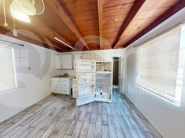 2519 N Estrella Ave #B — Photo 6