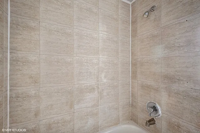 6007 S Michigan Ave #3 — Photo 5