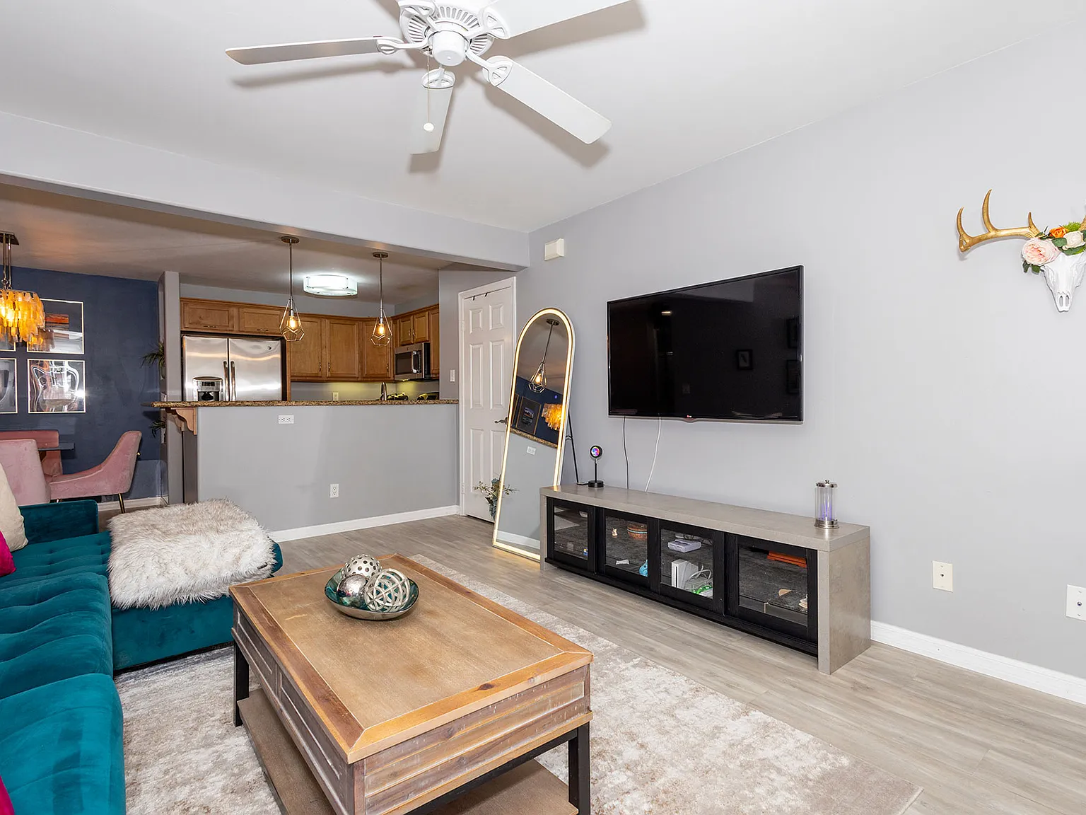 1 bed, 582 sqft, $2,800 — Photo 4