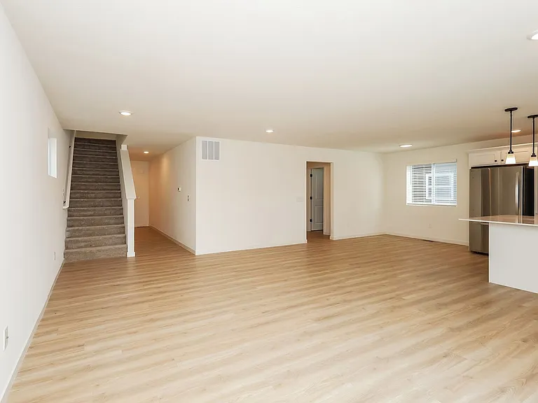 671 Bush Blvd — Photo 9
