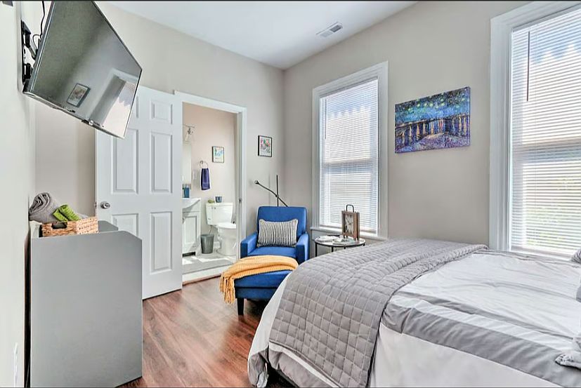1st image of 200 E Main St Front 1