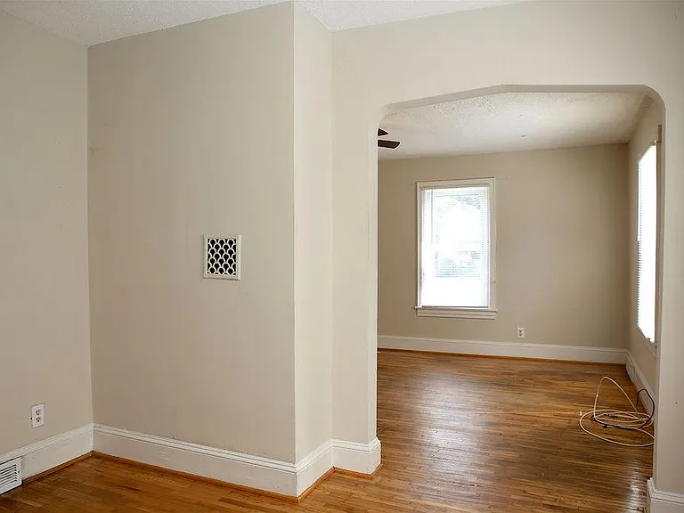 2214 Walker Ave — Photo 9