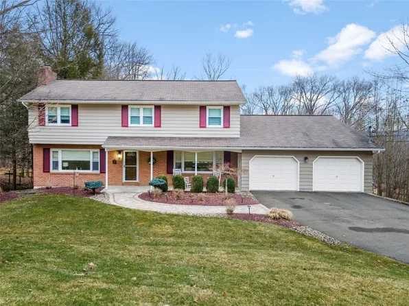 1004 Prescott Ave, Endicott, NY 13760