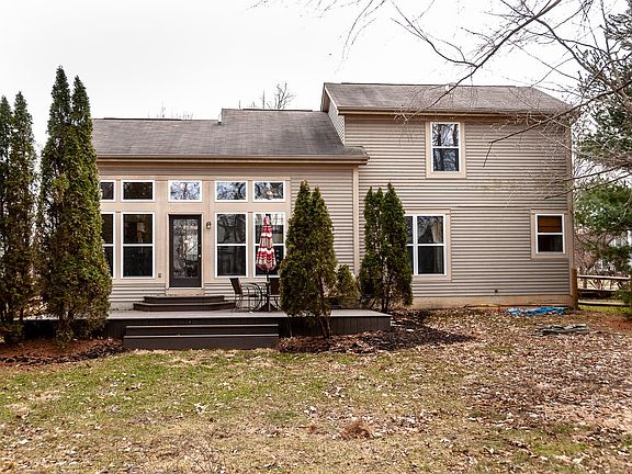 2nd image of 118 Beech Dr