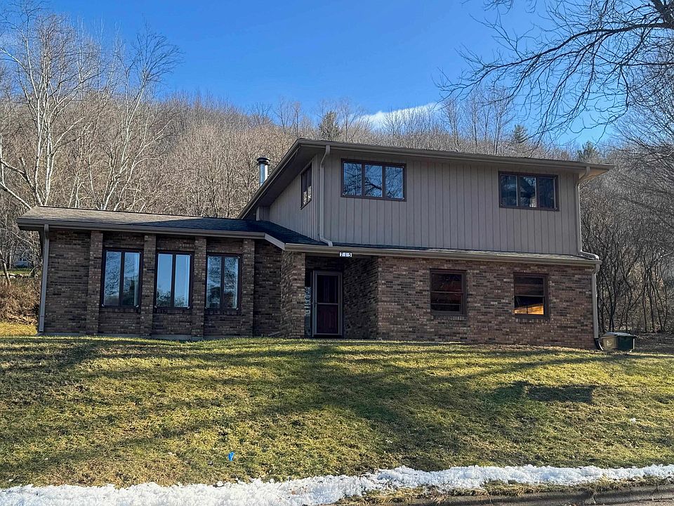 1st image of 715 Cairns Ave