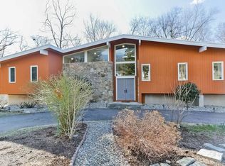 35 Juniper Ln W, Glastonbury, CT 06033