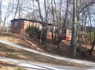 792 Stekoa Falls Rd, Clayton, GA 30525