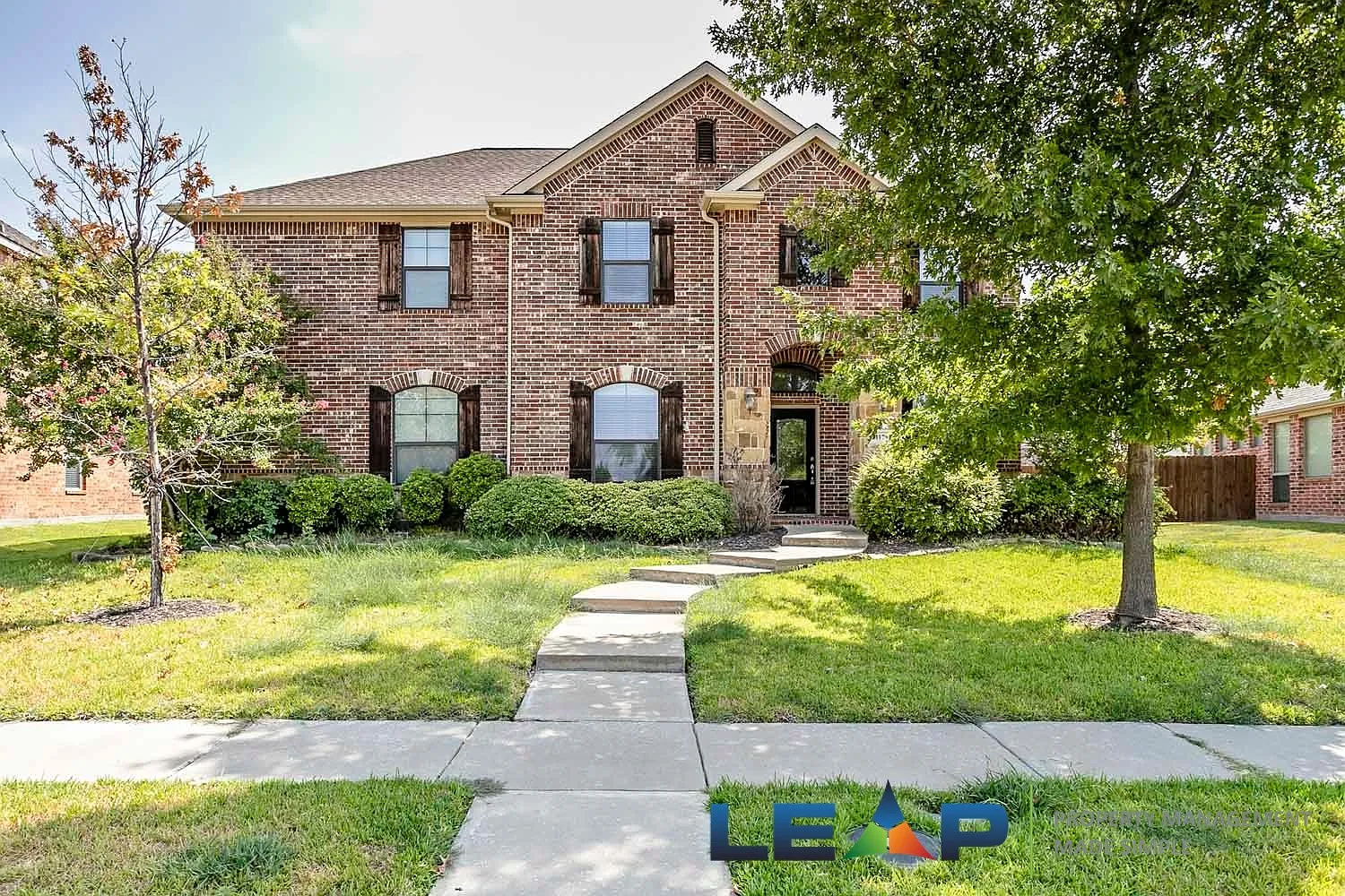 Beautiful 5 Bed 3 Bath Home In Frisco Isd! — Photo 1