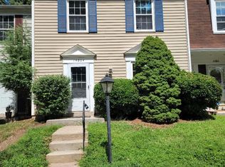 14804 Millicent Ct, Centreville, VA 20120