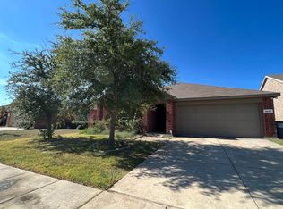 1011 Meadow Green Ct, Princeton, TX 75407