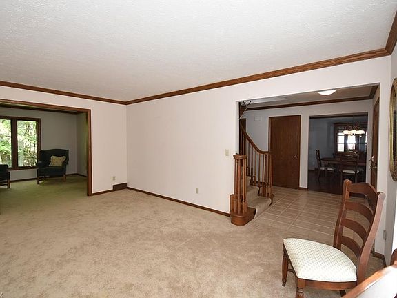 5th image of 3055 Oakwood Ln