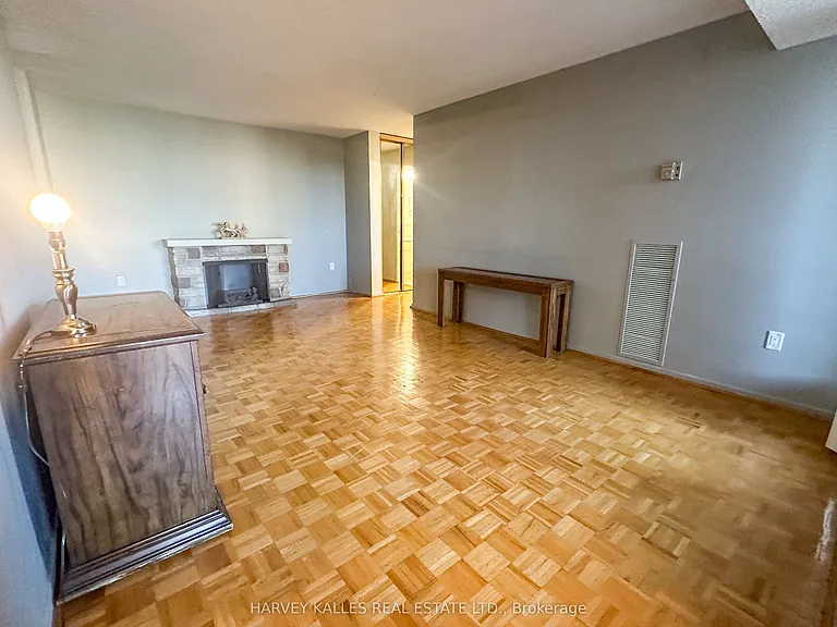 150 Neptune Dr #704 — Photo 12