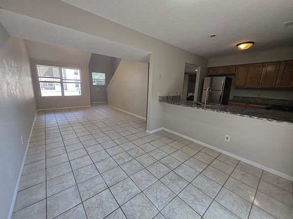 5th image of 444 Florida St APT 1