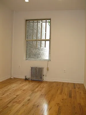 Rented by Tower Brokerage | media 8