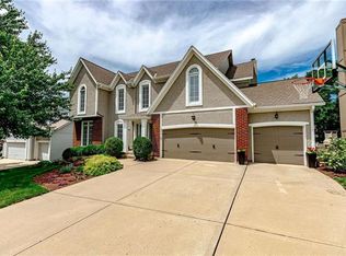 5312 Albervan St, Shawnee, KS 66216