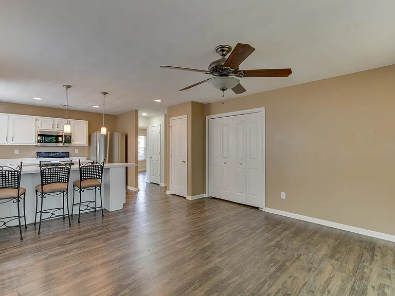 1133 Lady Ashley Dr #1 — Photo 16