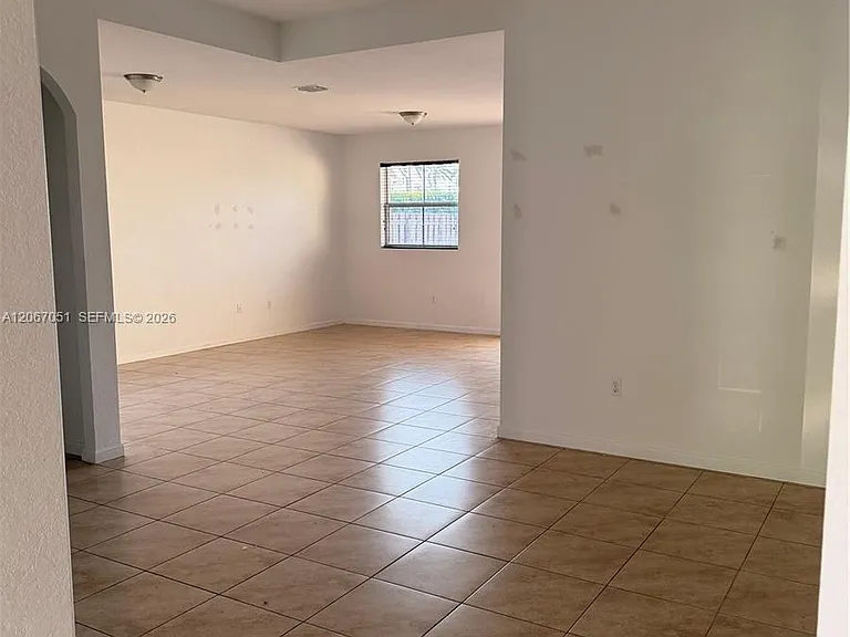 11851 SW 248th Ter — Photo 8