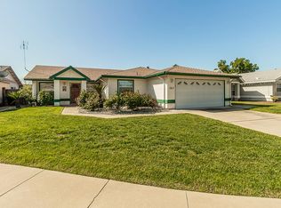 1017 Greenwood Ct, Hanford, CA