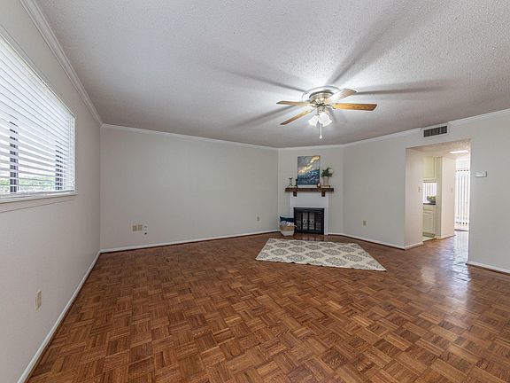 3rd image of 110 W Bayou Pkwy APT 406