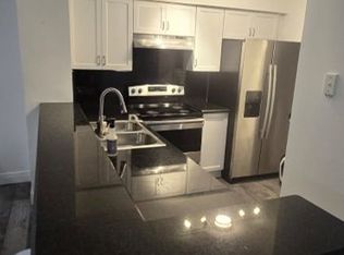 530 S Park Rd APT 11-17, Hollywood, FL 33021