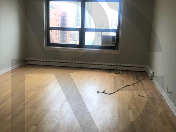 2nd image of 445 W Wellington Ave #13EAST