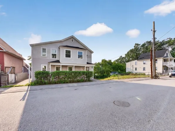 69 Orient St, Worcester, MA 01604