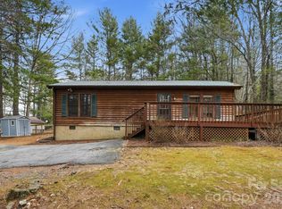 205 Mint Way, Flat Rock, NC 28731