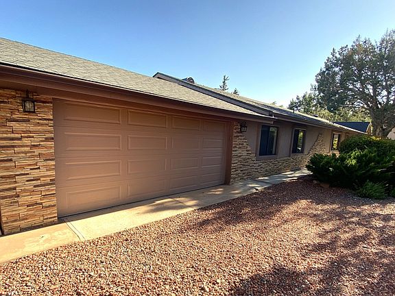 2nd image of 2285 Sanborn Dr