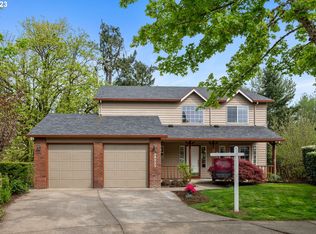 18022 Chickaree Dr, Oregon City, OR