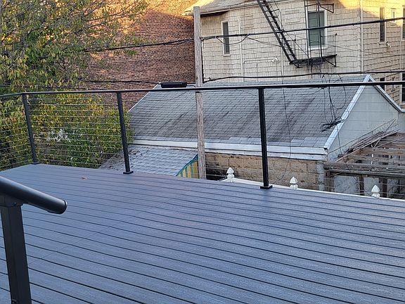 5th image of 915 E 12th St Floor 2
