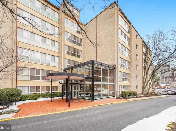 4970 Battery Ln APT 208, Bethesda, MD 20814