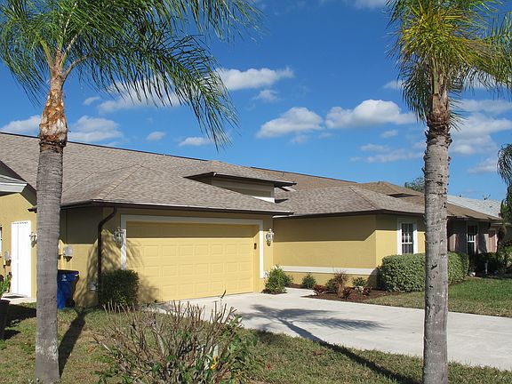 2nd image of 9541 Cypress Dr N
