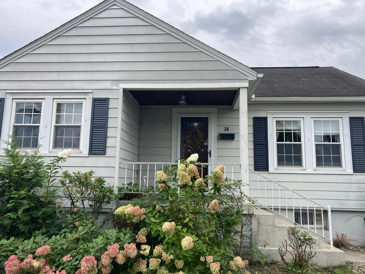 2 bed, 1326 sqft, $3,350 — Photo 2