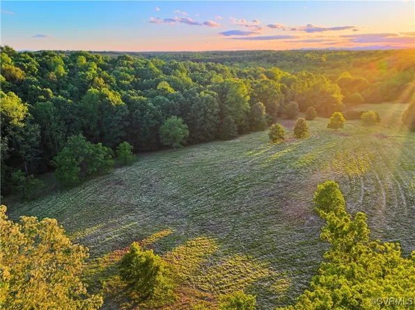 3422 Hundley Branch Rd, Scottsville, VA 24590
