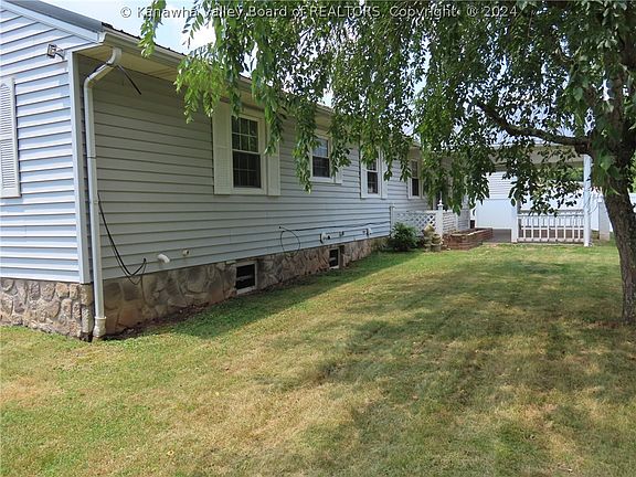 4th image of 197 Oak Dr