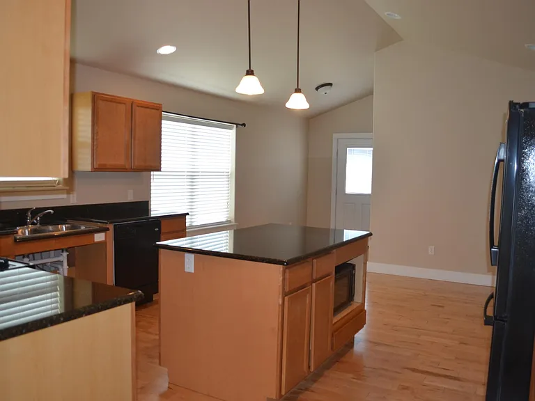 3895 Potosi St — Photo 4