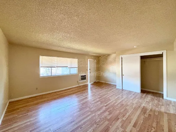 435 W 23rd St, Merced, CA 95340