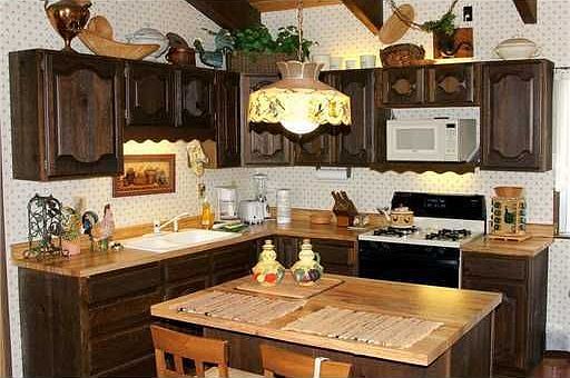 4th image of 810 Plumas Ct