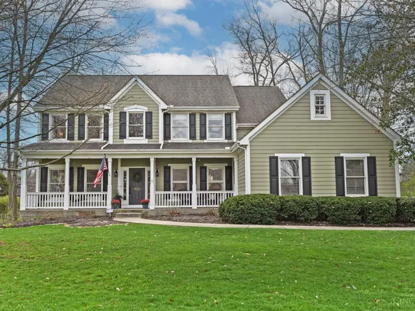 9642 Old Village Dr, Loveland, OH 45140