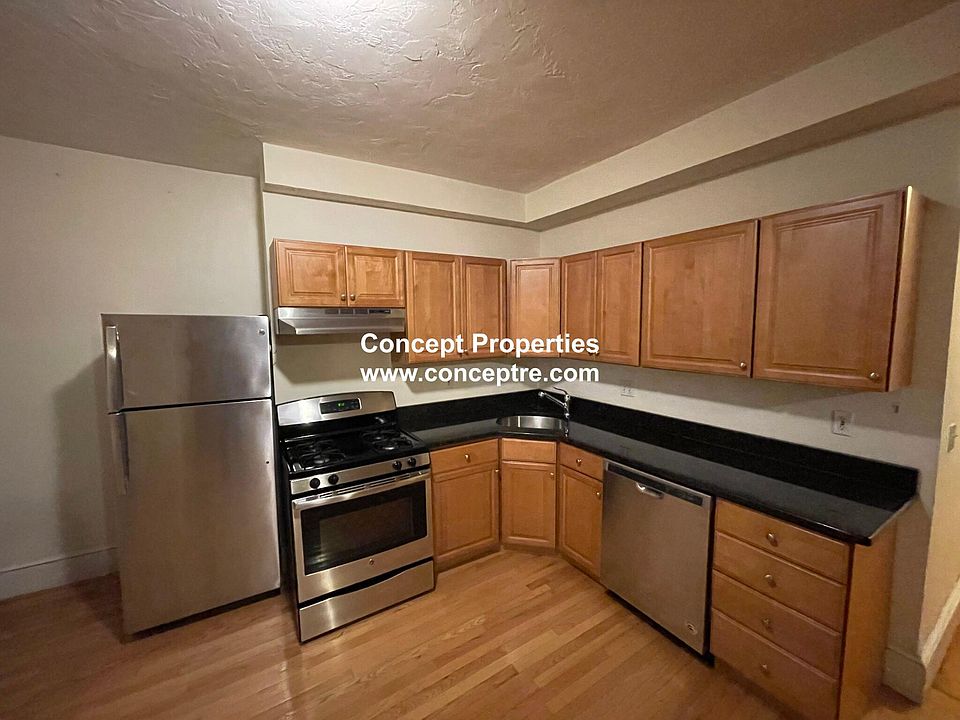 1st image of 116 Hampshire St