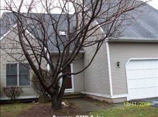 29 Canterbury Rd, Hamden, CT 06514