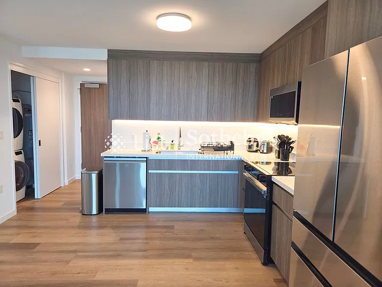 1500 Rycroft St #3005R — Photo 3