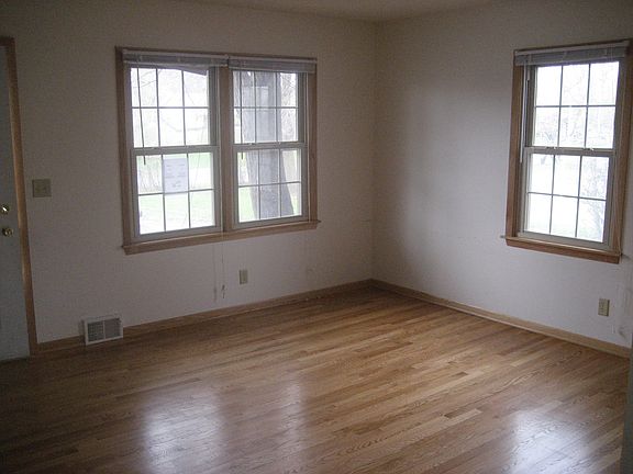 2nd image of 7914 51st Ave N