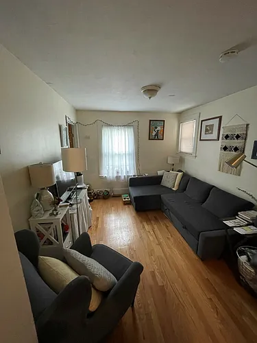 17 Bay St Photo 1