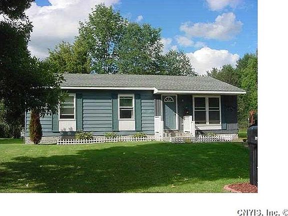 2nd image of 21 Sunnyfield Dr