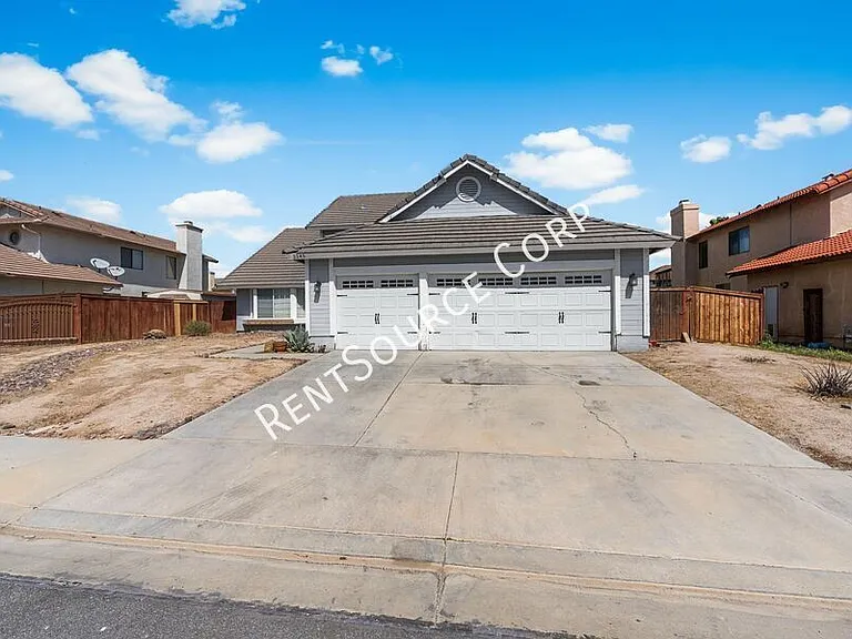 2145 W Avenue P8 — Photo 3